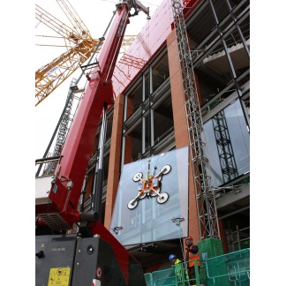 800+ Glass Vacuum Lifter – Working Shots 800+ Glass Vacuum Lifter – Working Shots
