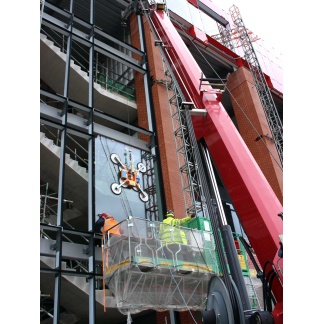 800+ Glass Vacuum Lifter – Working Shots 800+ Glass Vacuum Lifter – Working Shots