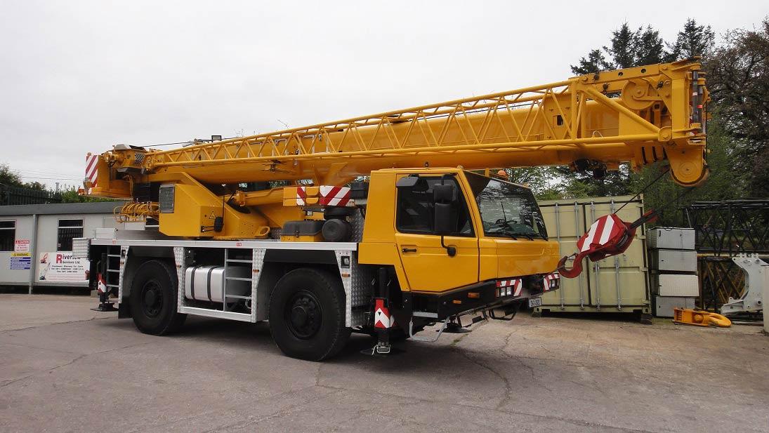 Tadano ATF 40G-2 40-ton All-Terrain Crane Tadano ATF 40G-2 40-ton All-Terrain Crane