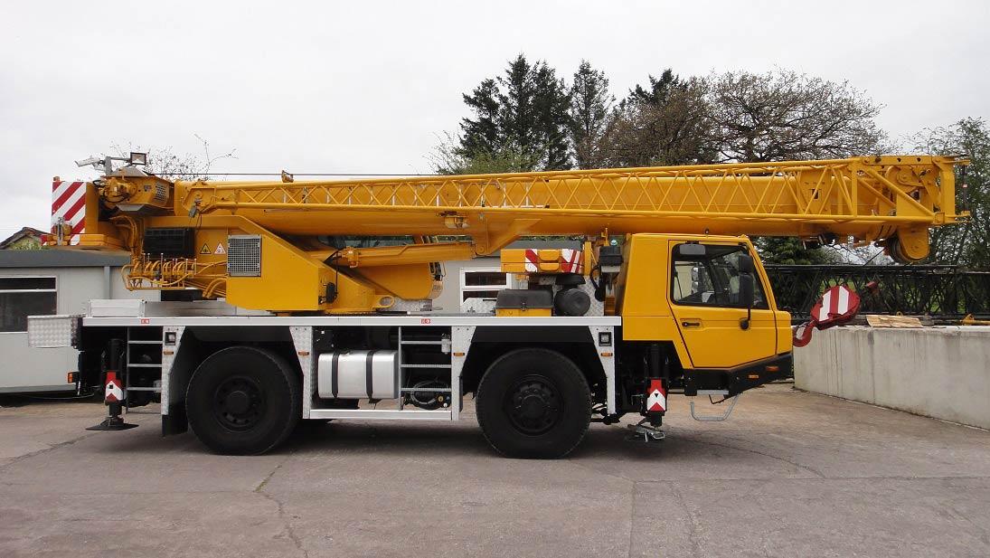 Tadano ATF 40G-2 40-ton All-Terrain Crane Tadano ATF 40G-2 40-ton All-Terrain Crane