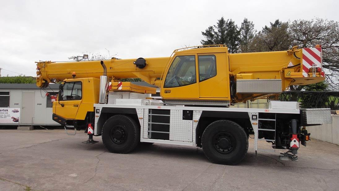 Tadano ATF 40G-2 40-ton All-Terrain Crane Tadano ATF 40G-2 40-ton All-Terrain Crane