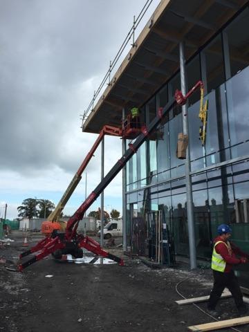 UNIC URW-376 Mini Spider Crane in action UNIC URW-376 Mini Spider Crane in action