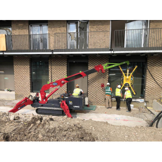 URW-376 Mini Spider Crane and MRTA811 Intelli-Grip Glass Vacuum Lifter URW-376 Mini Spider Crane and MRTA811 Intelli-Grip Glass Vacuum Lifter