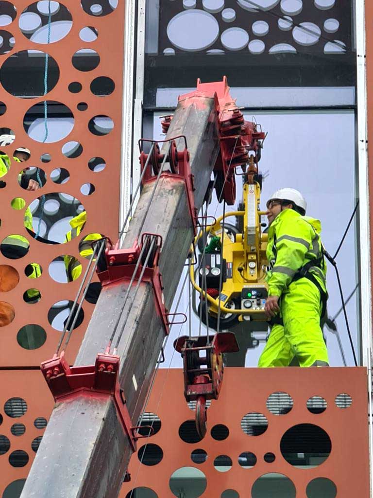 URW-706 Mini Spider Crane